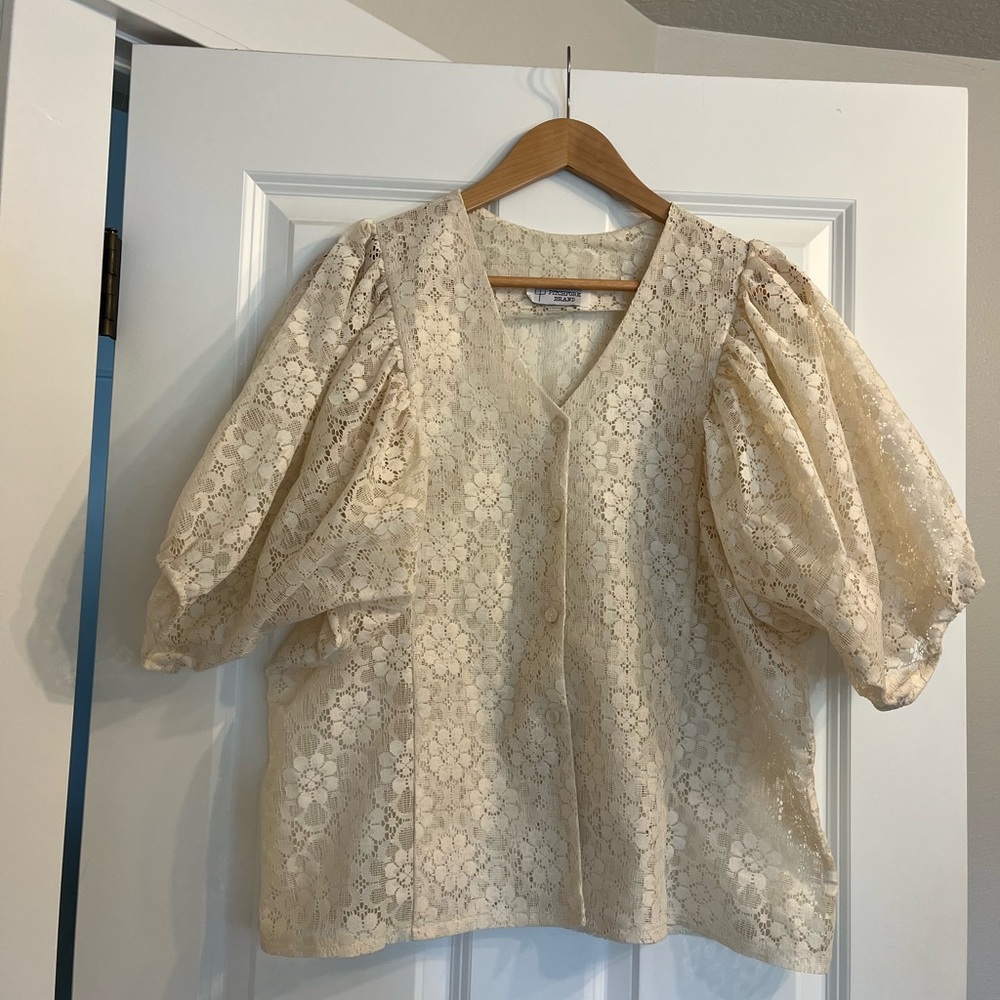 lace top blouse